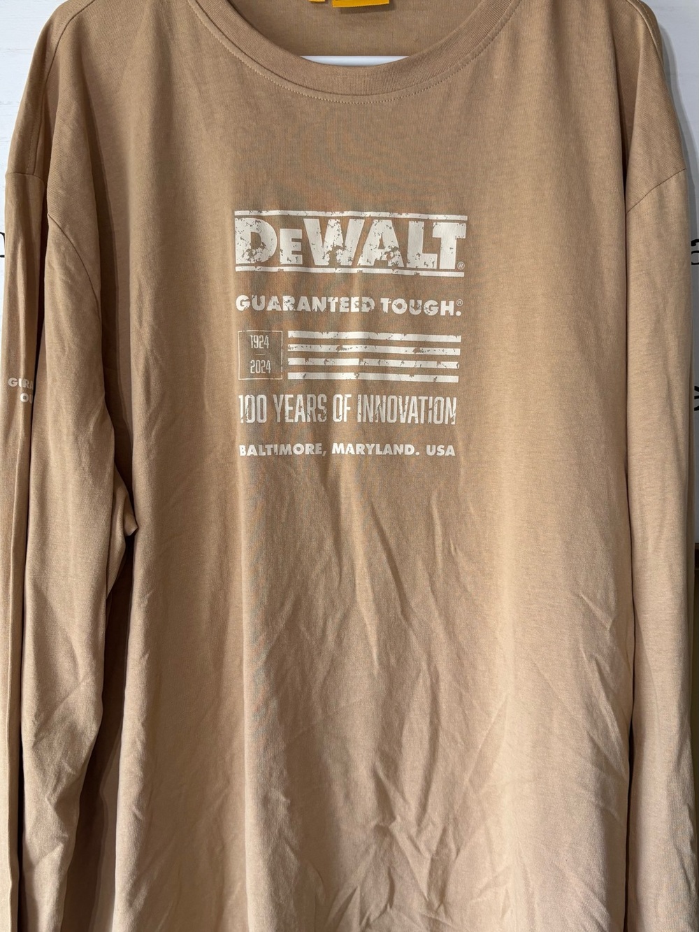 DEWALT Men’s Tan Long-Sleeve Graphic Tee - Guaranteed Tough